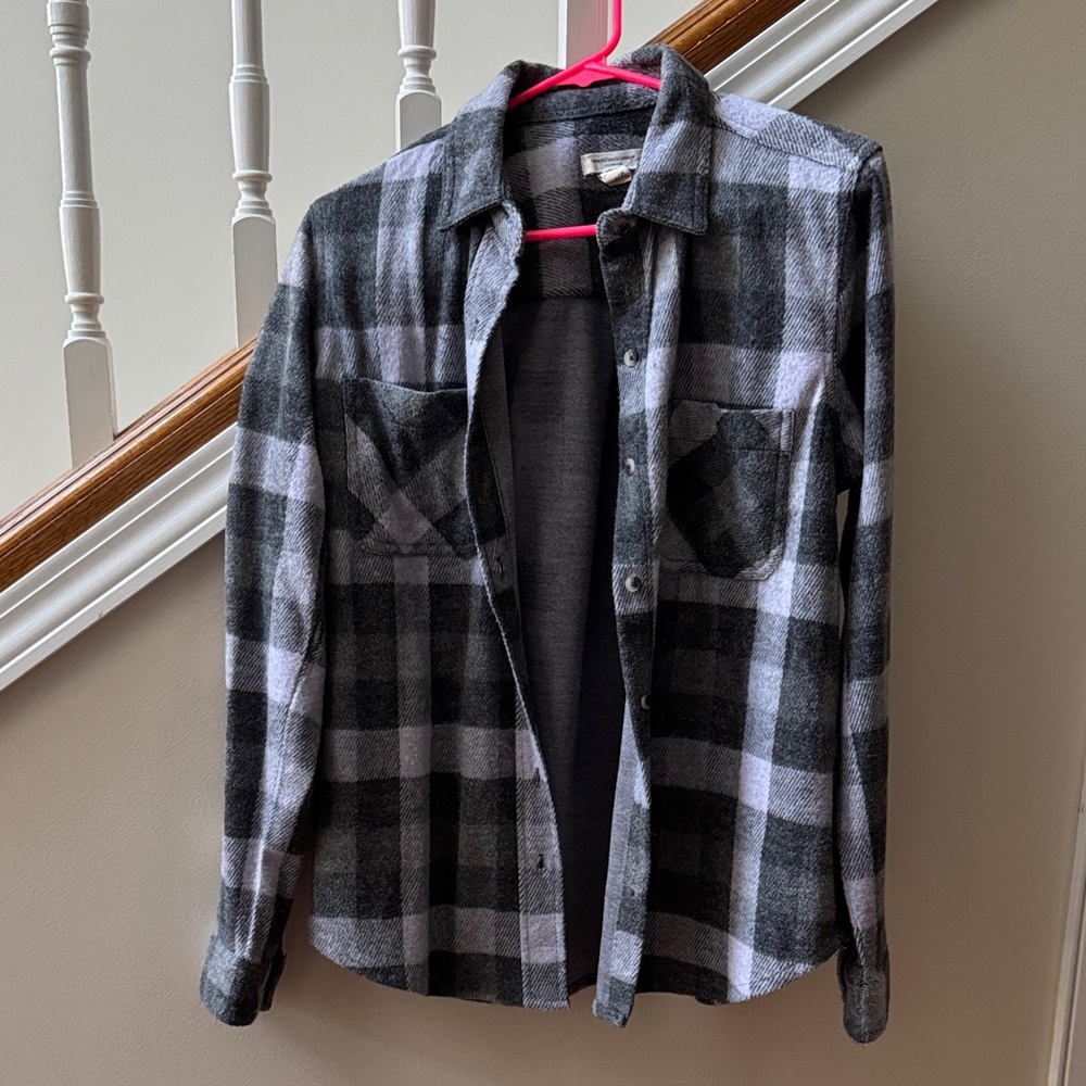 beachlunchlounge Dark Gray Plaid Sweater